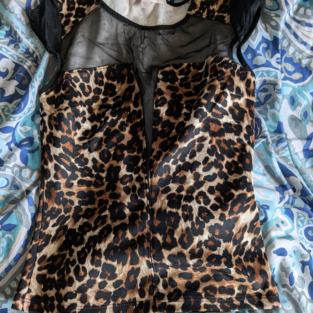 Sexy Guess Leopard Print Top